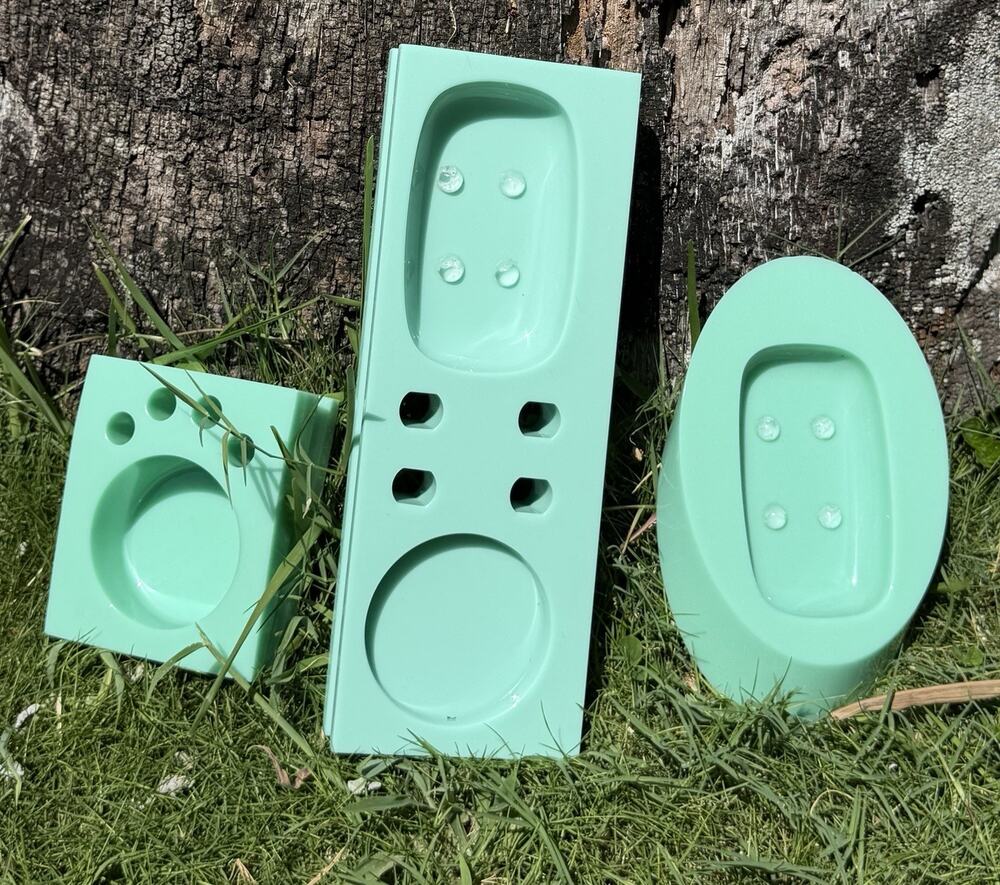 INCREDIBLE TURQUOISE MCM BATHROOM SET 1950s